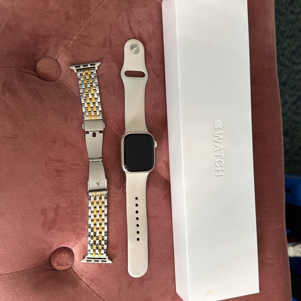 Apple Watch Series 7- Starlight